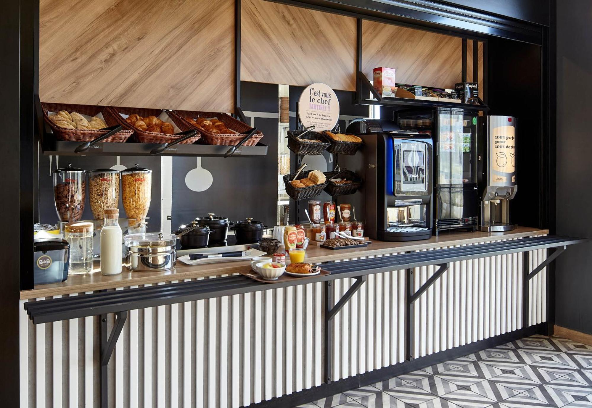 B&B Hotel Saint-Denis Porte De Paris Екстериор снимка
